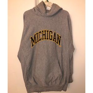 Cozy Gray Steve & Barry’s “Michigan” Hoodie